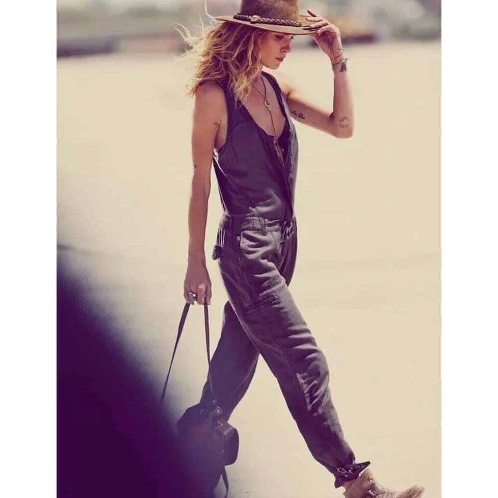 Free People Roaring Rayon Utilitarian Jumpsuit Backless Cut-Out Gray Grey 10
